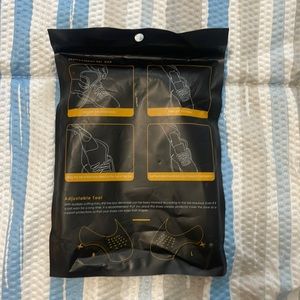 Crease protectors! Never used!